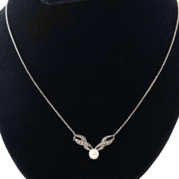 1985 Avon Romantic Ensemble Necklace - Victorian Revival Pearl and Rhinestones - Picture 2 of 3